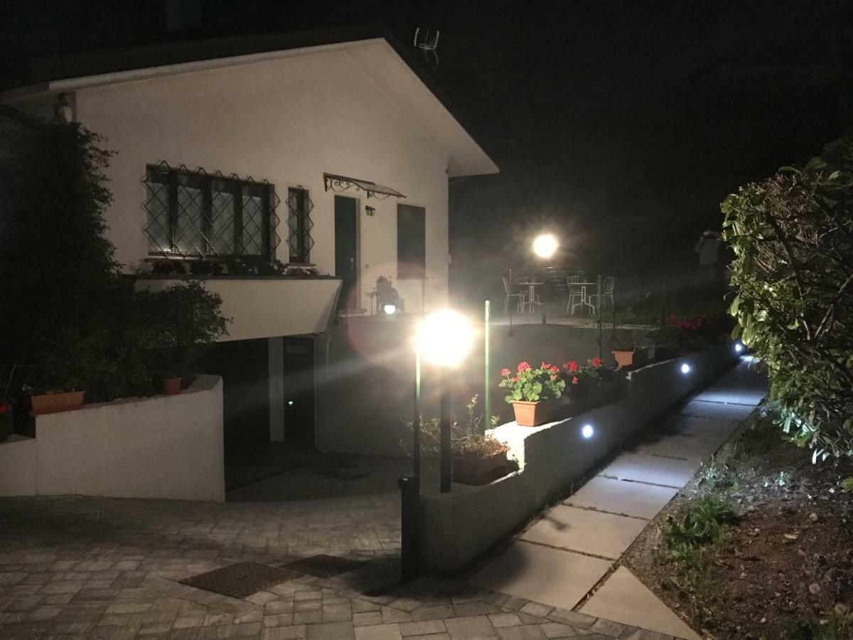 Bed and Breakfast Elleboro Carugo Zewnętrze zdjęcie